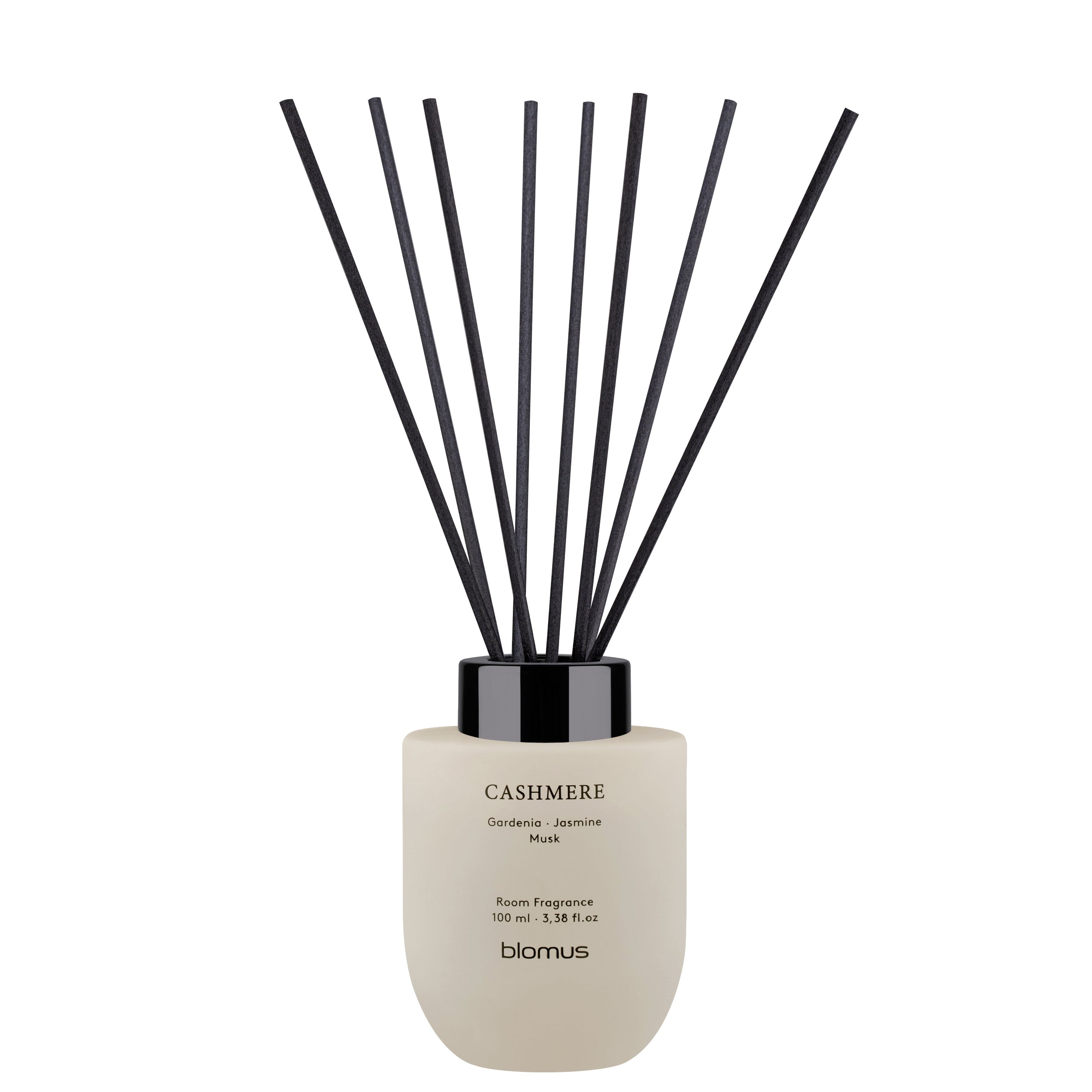 Biomus Cashmere diffuser with black sticks on a white background
