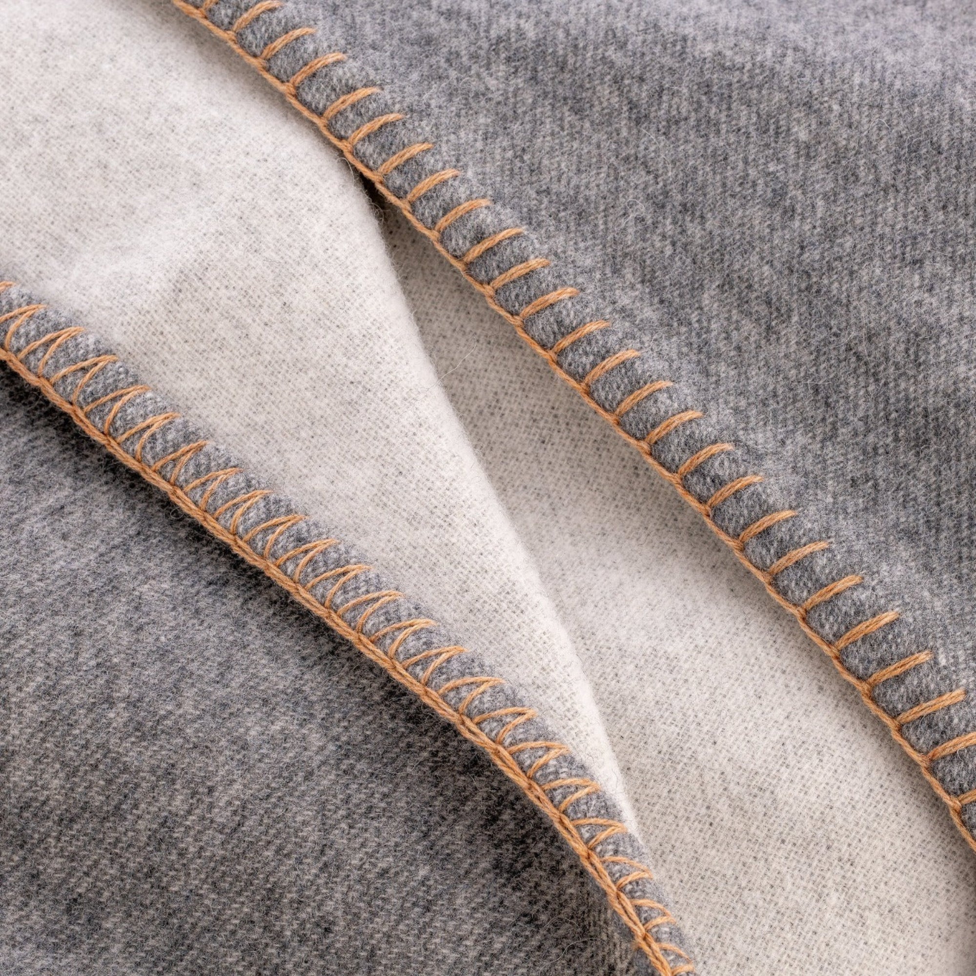 AHWI Stitching Reverse side